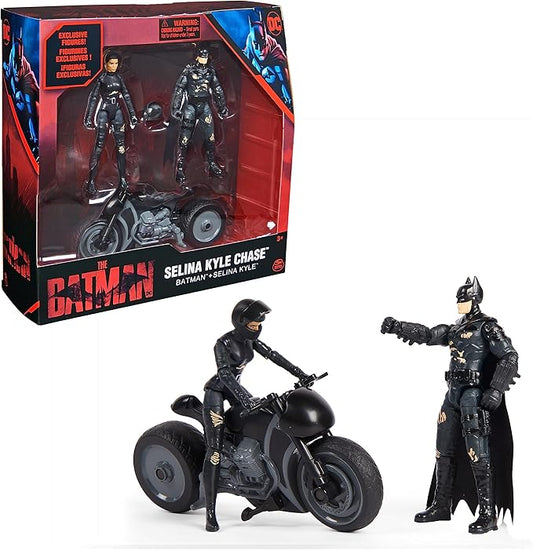 Selina Kyle Chase Figurine, Batman + Selina Kyle